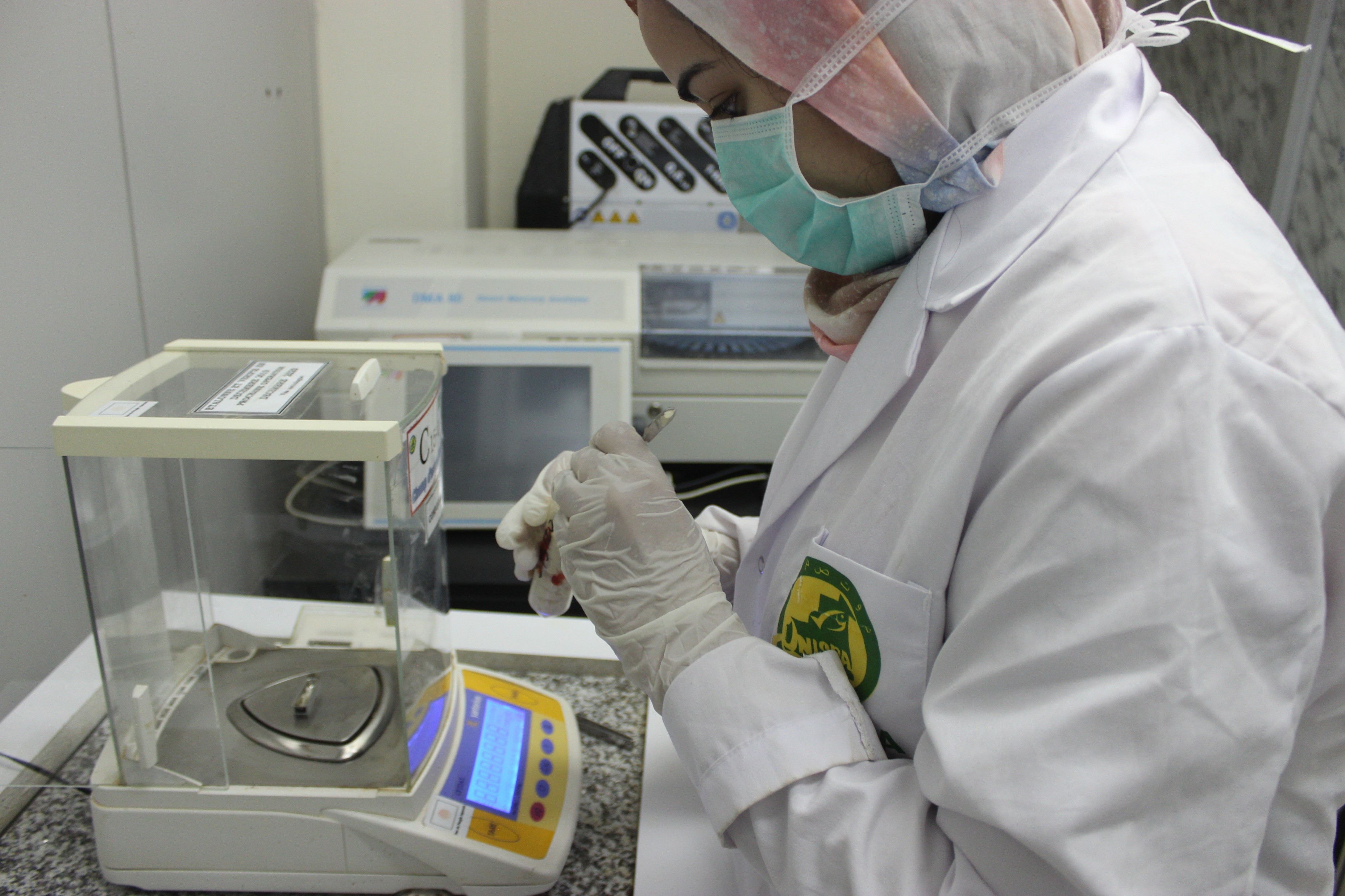 Employee of the Mauritanian bureau of sanitary inspections carrying out a quality analysis