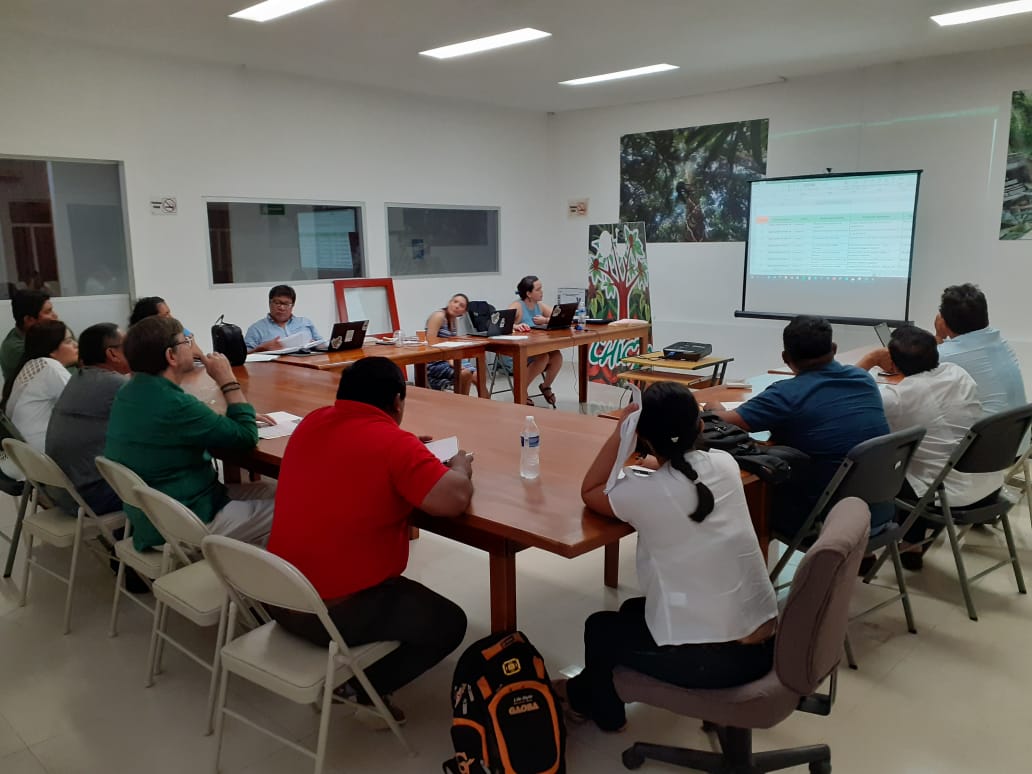 Reunión para evaluación de subproyectos en península de Yucatán.