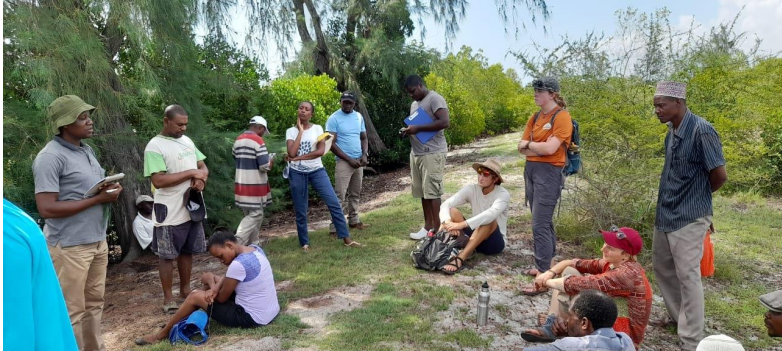 Community field training on hydrological restoration