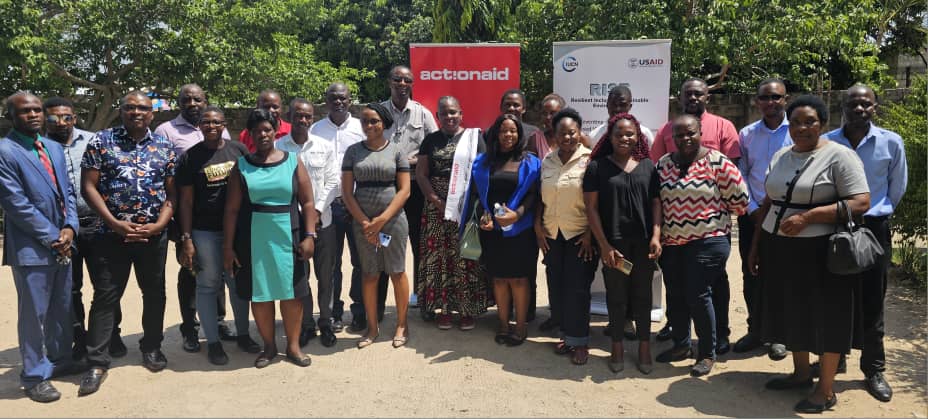 Stakeholders pausing for a picture after a 2 days Fisheries Act review in Mongu District, Western province. 