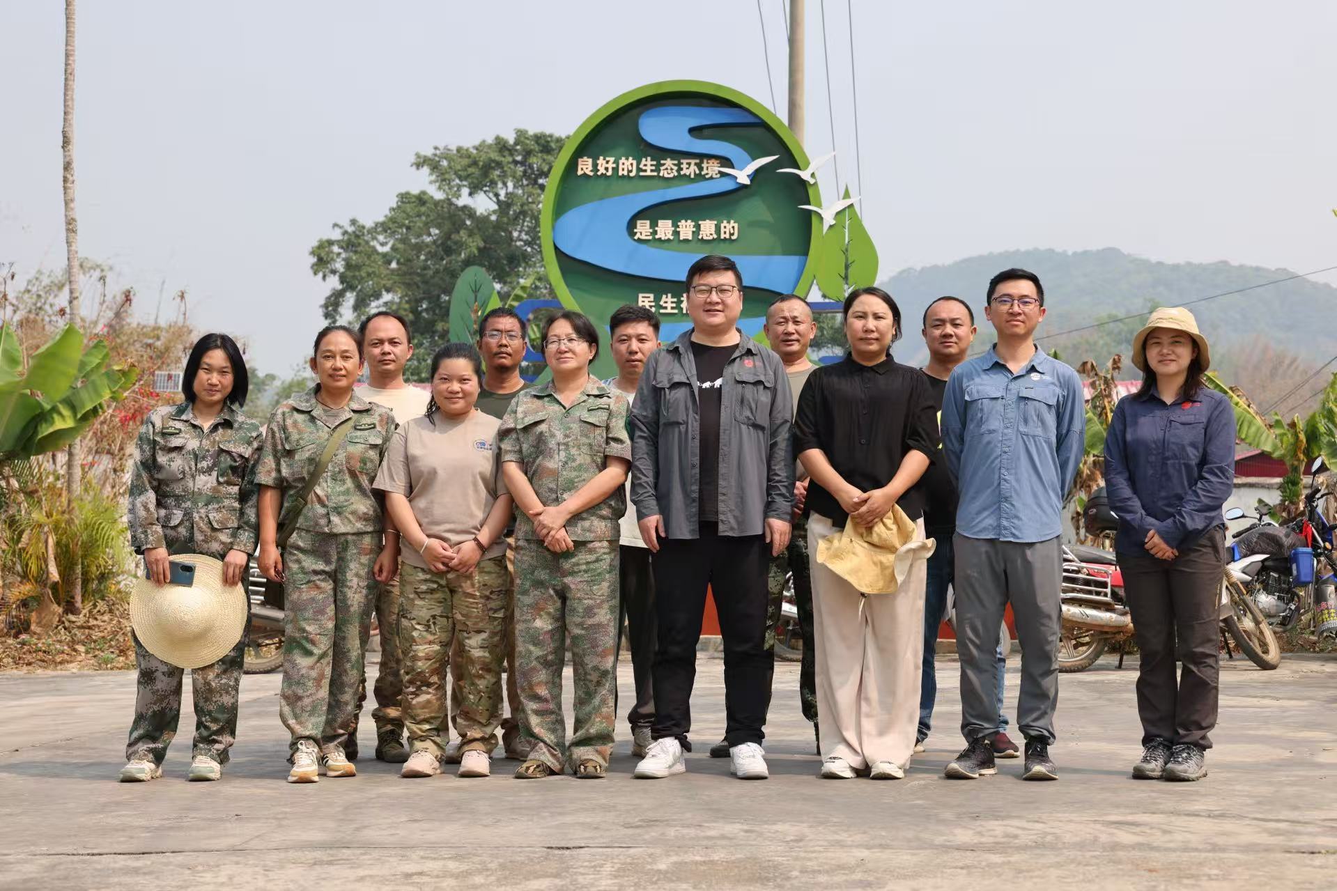 Conducted safety awareness campaigns in villages within Asian elephant distribution areas, teaching residents how to use the monitoring and early warning app.