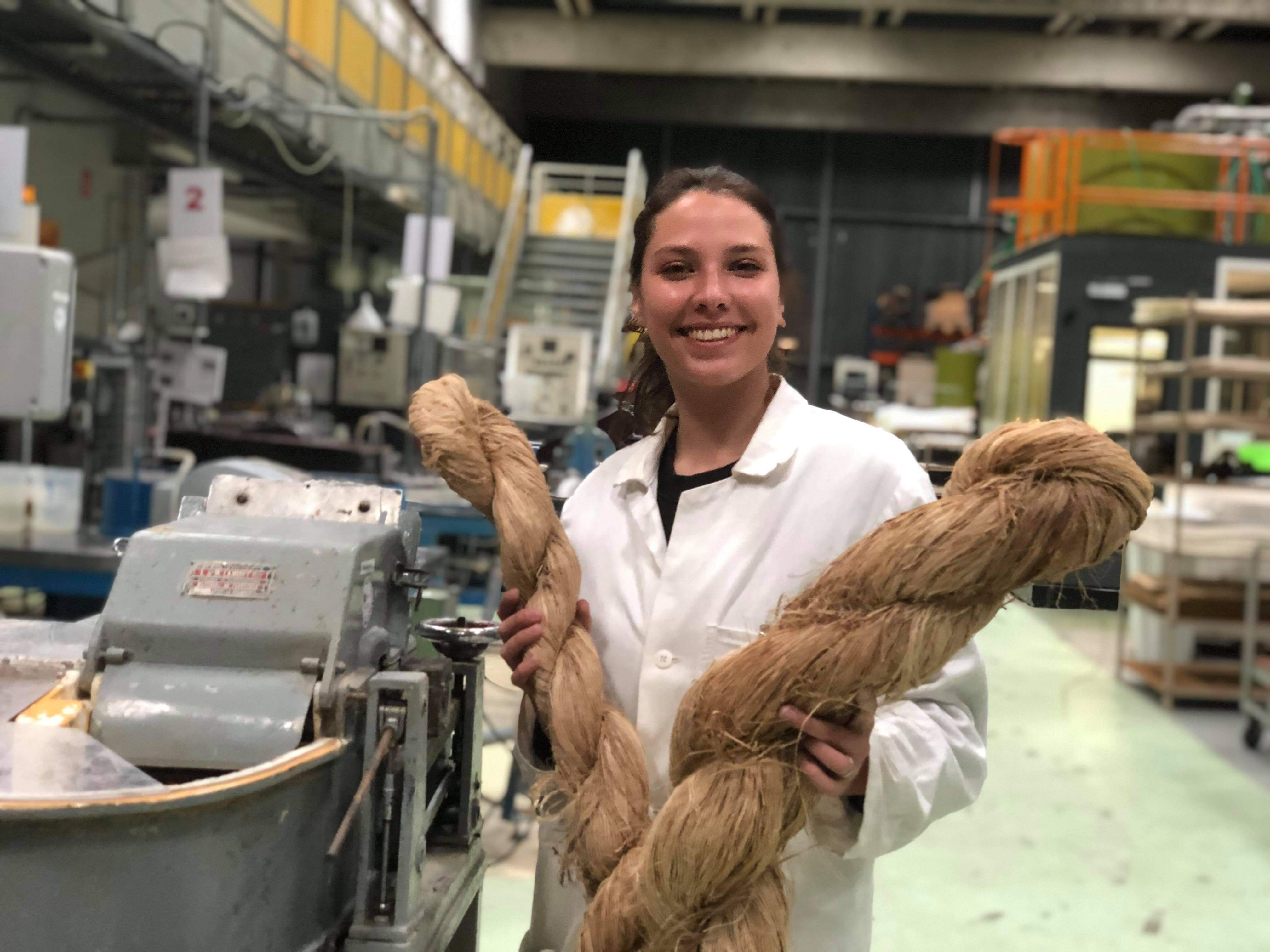 Examinasions and banana fibre research in cooperation with LGP2 laborathory, Grenoble
