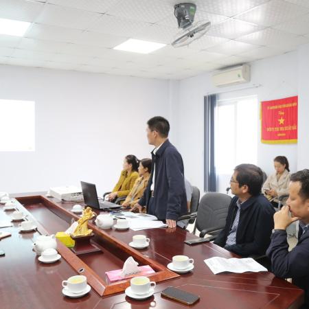 Mr Thai presented the implementation plan
