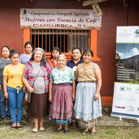 Café Con Aroma de Mujer Caso CIAMUJESCA