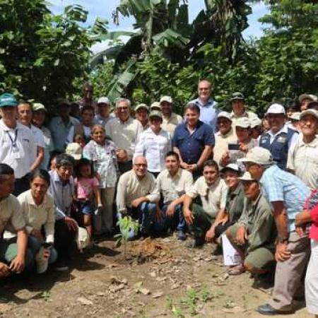 Asociación de Castañeros de la Reserva Nacional Tambopata (Ascart) https://www.gob.pe/institucion/sernanp/noticias/78038-aliados-por-la-conservacion