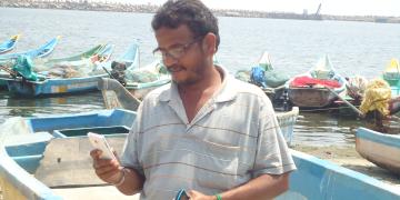 Fisherman from Kasimedu village see FFMA to access earlywarning for fishing