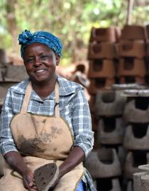 Charity Njeri Gachanja, a stoves producer in Kenya Murang’a County EnDev/GCF