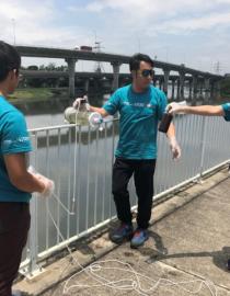 Citizen scientists assessing the impacts of water pollution on greenhouse gas emissions in Hong Kong Earthwatch Institute