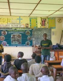 Training of school pupils. Gorilla Ambassadors Program